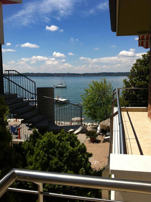 Le Petit Du Lac Sirmione Rom bilde