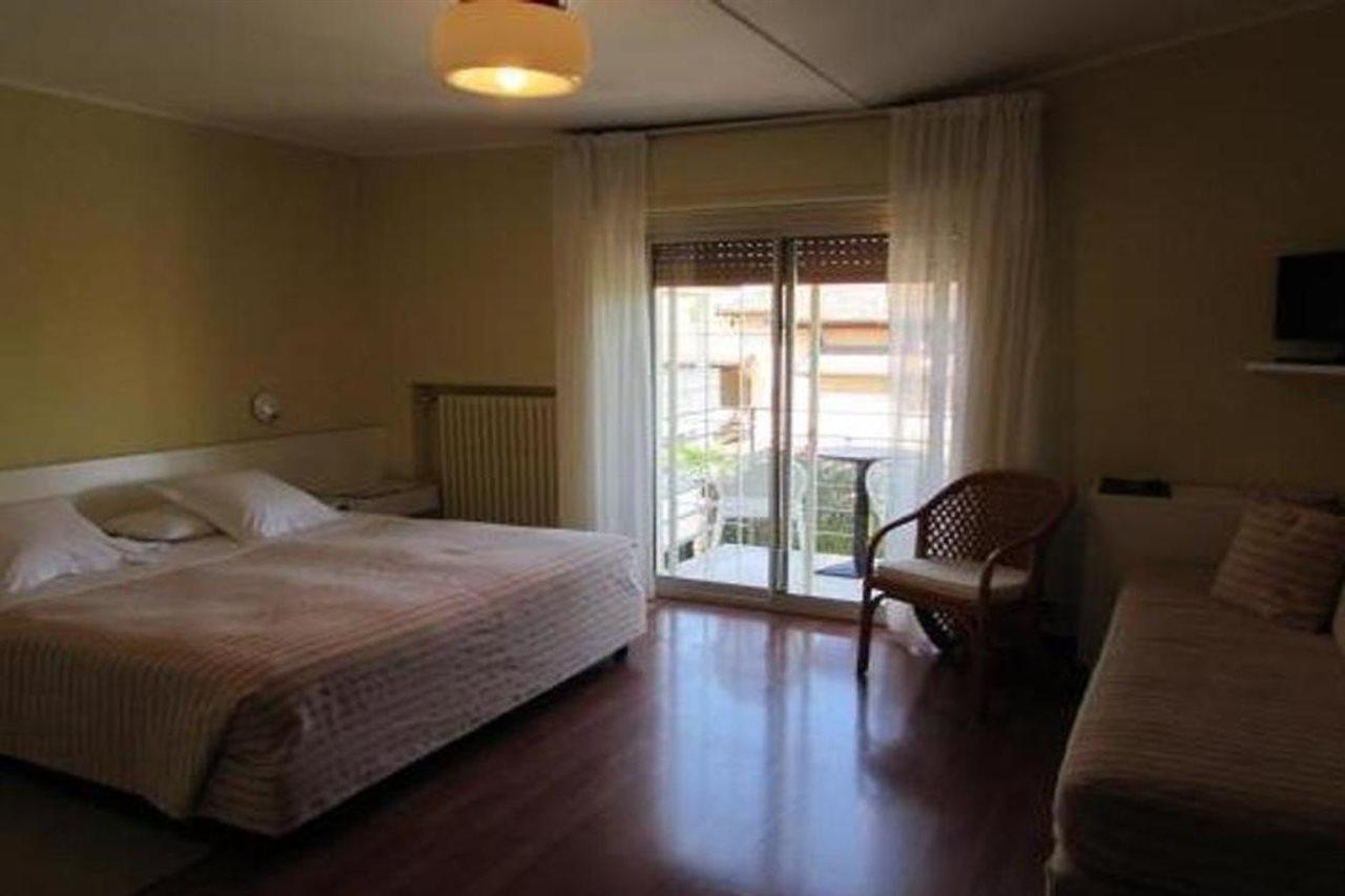 Le Petit Du Lac Sirmione Eksteriør bilde