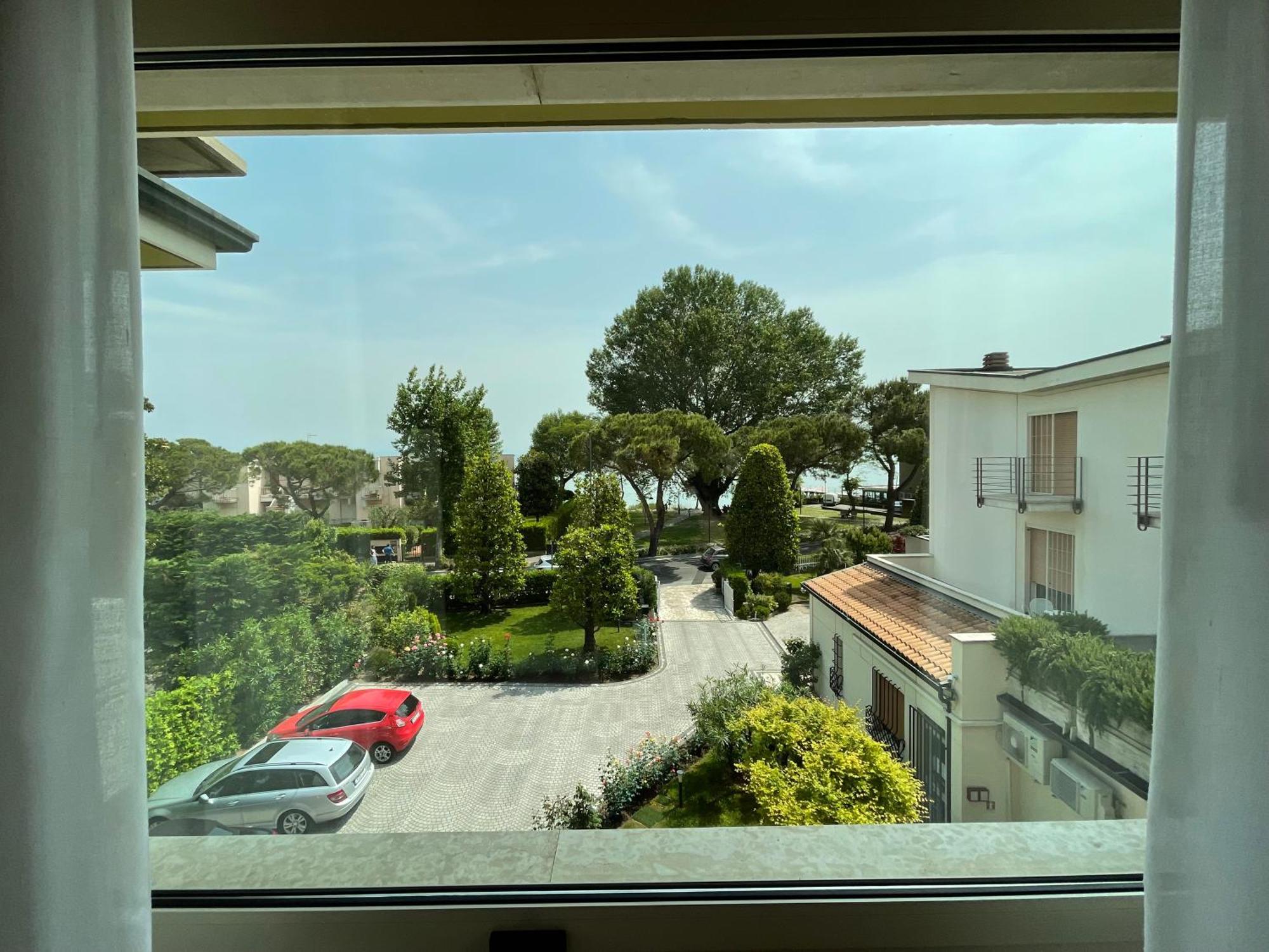 Le Petit Du Lac Sirmione Rom bilde